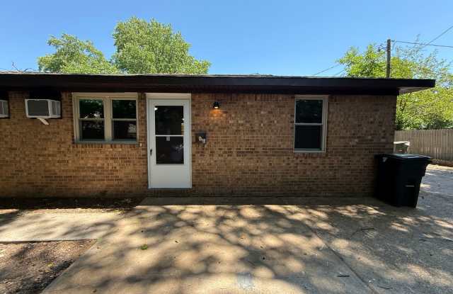 Spacious Duplex! photos photos