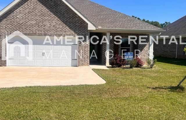Home for Rent in Foley, AL!!! View with 48 Hours Notice! photos photos
