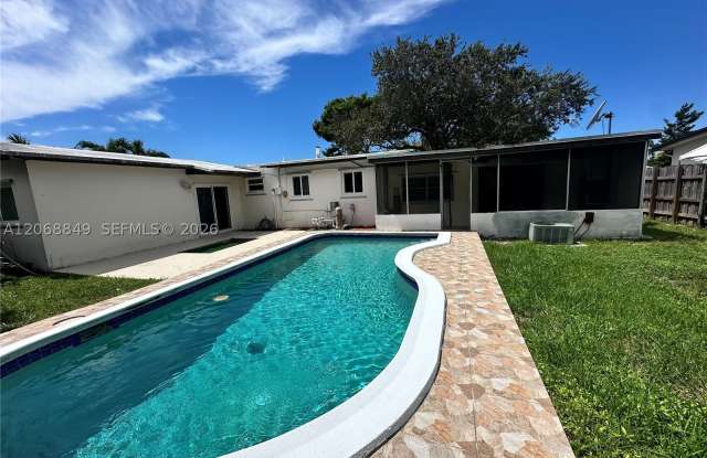 3101 SW 102nd Pl Gallery 4