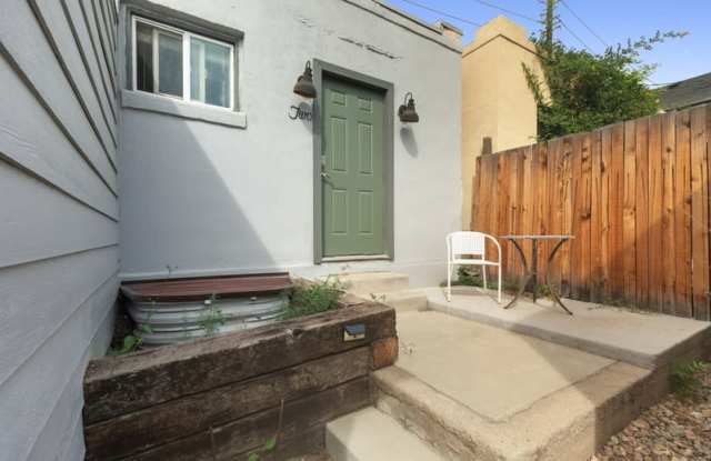3521 Osage Street - two photos photos