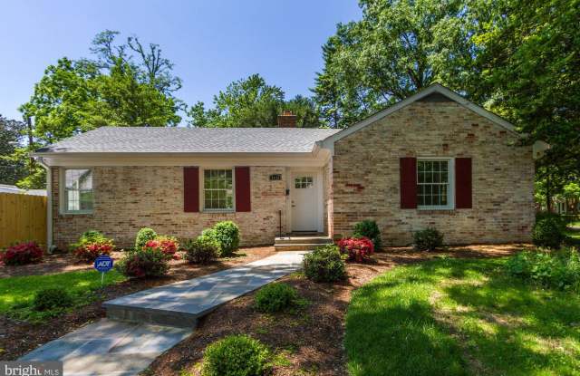 4436 48TH STREET NW - 4436 48th Street Northwest, Washington, DC 20016