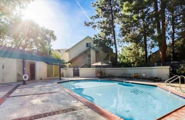 1024 Summermist Ct photos photos