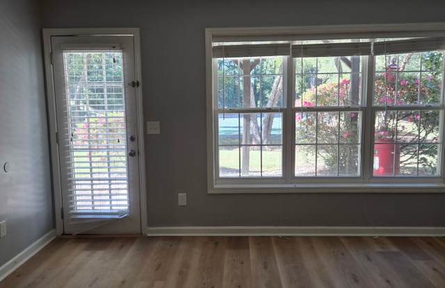 3595 Deep Cove Drive Gallery 4