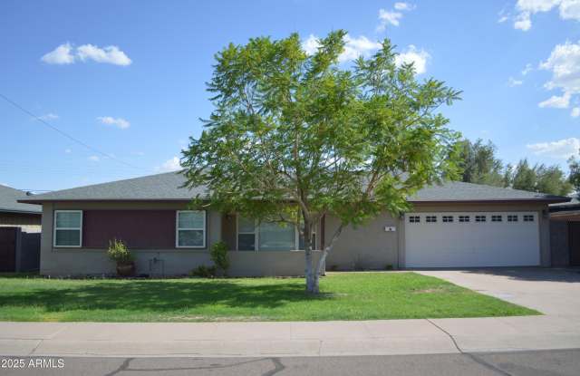 6731 E Granada Road photos photos
