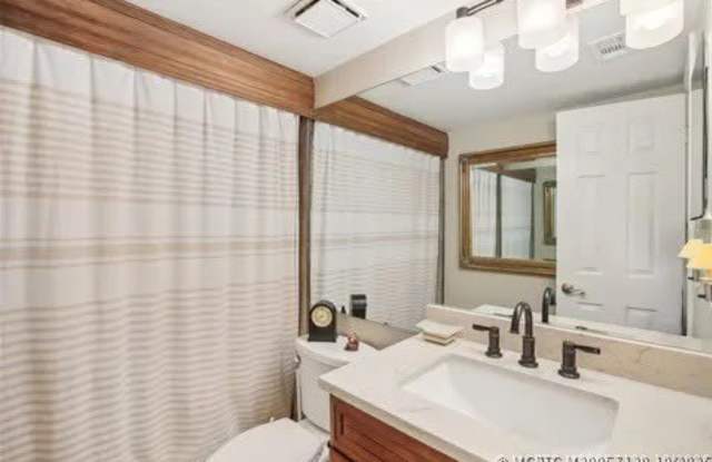 5117 Lesher Court Gallery 1