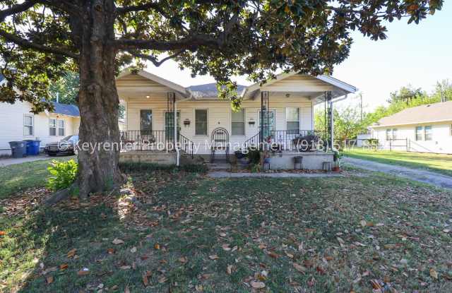 Charming 2-Bedroom Duplex in Tulsa Gallery 3