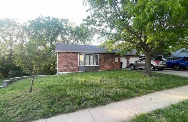 2824 University Drive - 1 photos photos