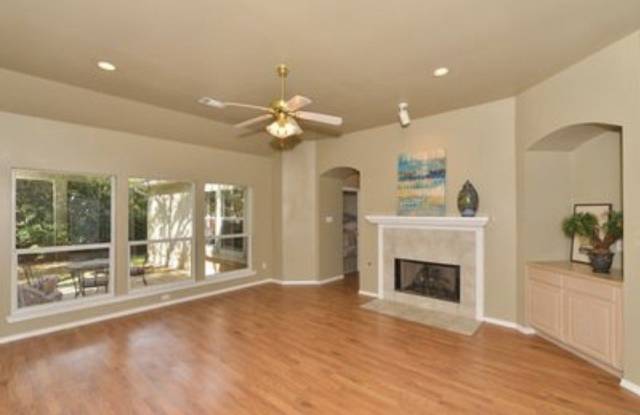 7 Nikita Drive Gallery 2