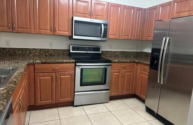 11002 NW 83rd St photos photos