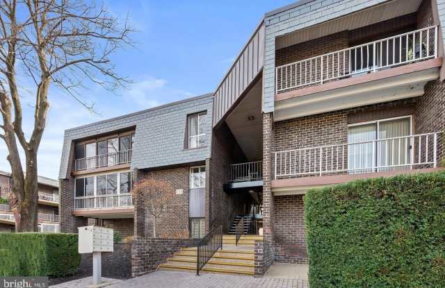 12 STONEHENGE CIRCLE photos photos