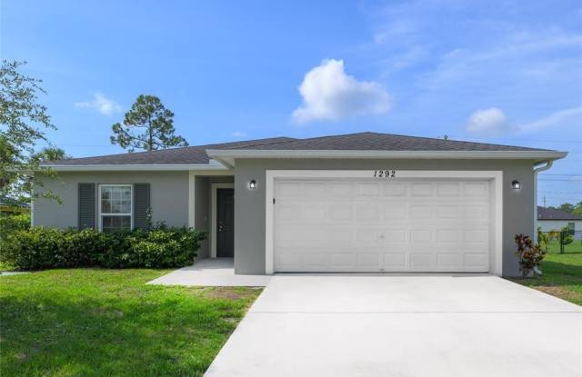 1292 SW Lawndale Ave photos photos
