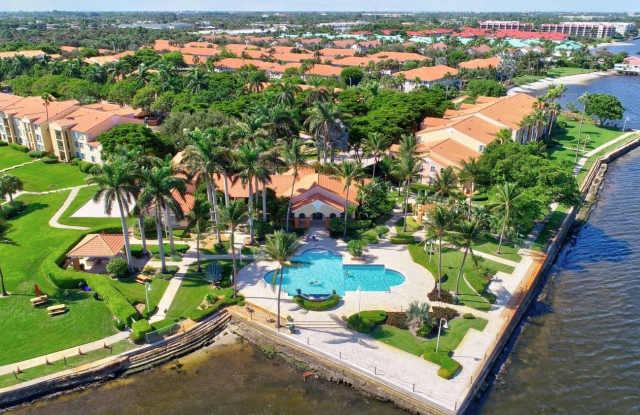 140 Yacht Club Way photos photos