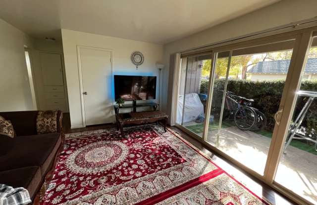 Green Street Apartments photos photos