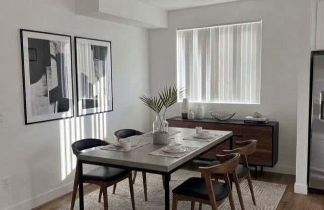 11472 Albers Gallery 3
