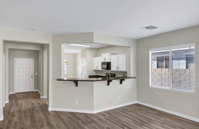 2408 West Tamarisk Avenue Gallery 4
