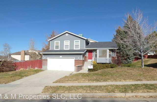 1211 E Spring Ridge Dr 12180 S - 1211 Spring Ridge Drive, Sandy, UT 84094