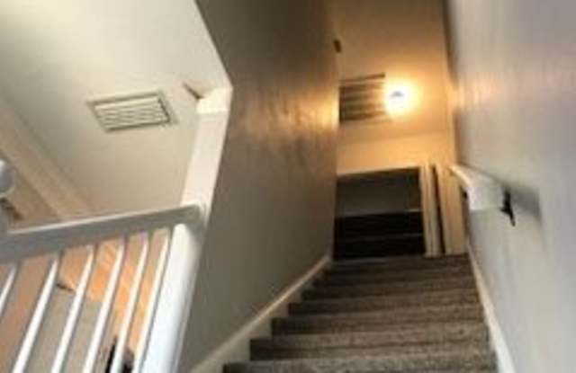 319 San Roman Drive Gallery 2