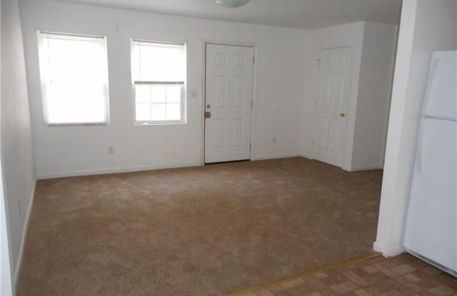 122 Christian Street Gallery 4