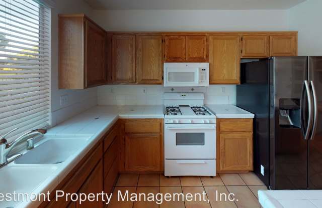 2317 Palomira Court Gallery 4