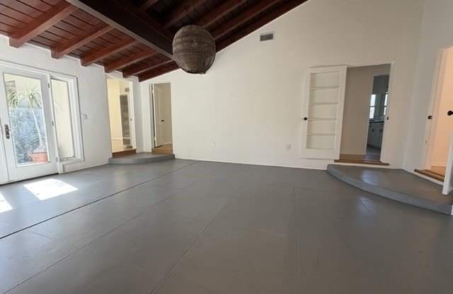 15440 Dickens photos photos