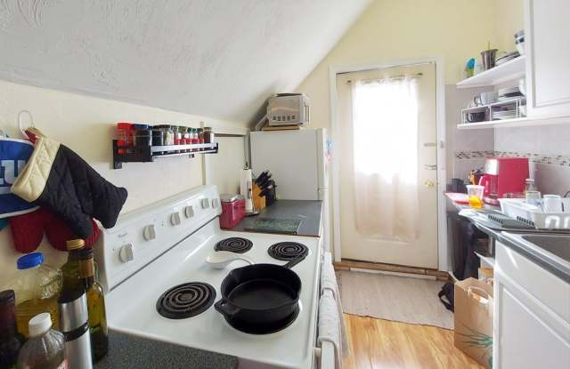 16 Malvern Ter. Gallery 4