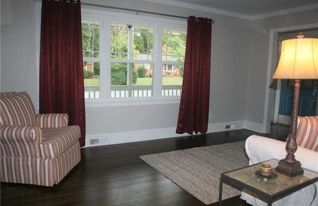 2927 Wicklow Place Gallery 4