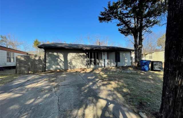 117 E Prospect Street - 117 East Prospect Street, Denison, TX 75021
