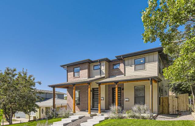 Modern 5 Bedroom Home for Rent! photos photos