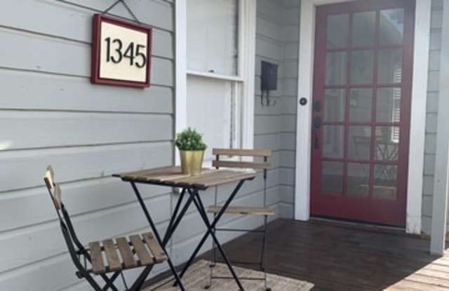 1345 LEE ST - 1345 Lee Street, New Braunfels, TX 78130