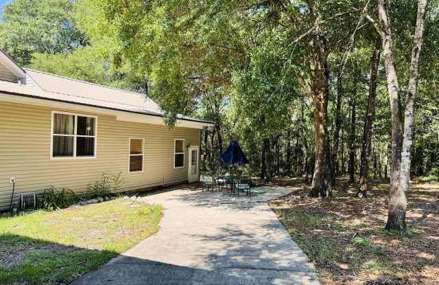 480 Country Club Drive Gallery 3