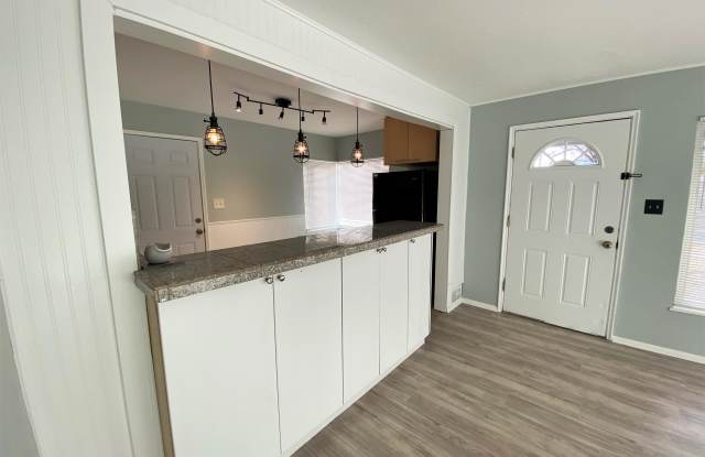 914 Nocturne Drive Gallery 3