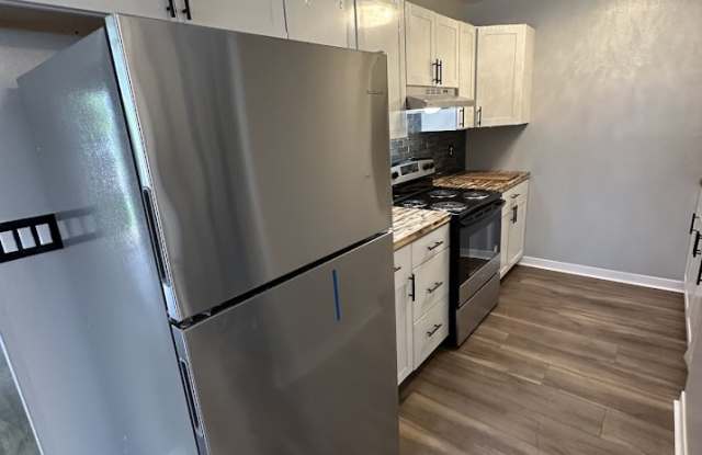 1532 Lynnfield Drive - 1530 Gallery 2