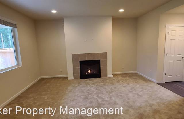 4376 Andasio Loop Se. Gallery 4