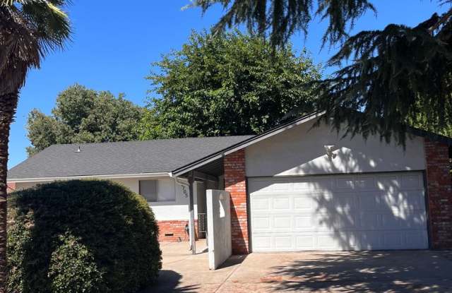 3 Bedroom/2 Bath House Close to Shopping photos photos 3 Bedroom/2 Bath House Close to Shopping photos photos