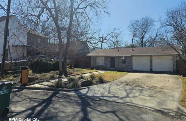 Desireable neighborhood - 1005 Daphne Court, Austin, TX 78704