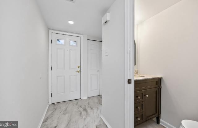 1602 WORTHINGTON Drive Gallery 4
