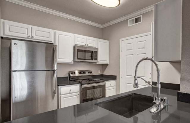 Broadleaf Apartments photos photos