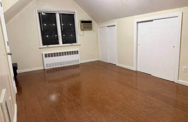 7019 164th Street photos photos