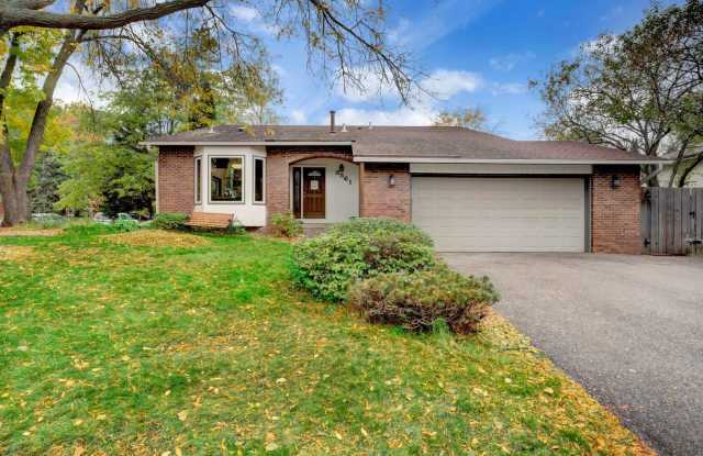 3561 Cohansey St - 3561 Cohansey Street, Shoreview, MN 55126