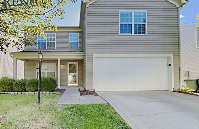 12633 Pinetop Way - 12633 Pinetop Way, Noblesville, IN 46060
