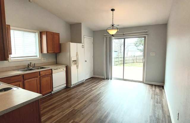 13112 Planters Row Dr photos photos