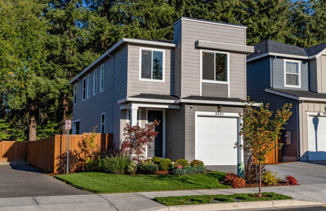 Brand New! - 3 bedr - One block from Battle Ground amenities. Gallery 3