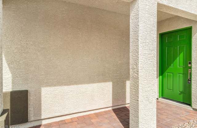 2204 ABRAHAM Avenue Gallery 4