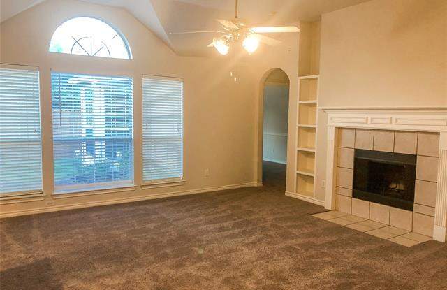 5924 Mulvane Drive Gallery 4