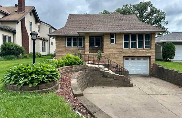 Beautiful Single Family Home Across from Lake Phalen! photos photos
