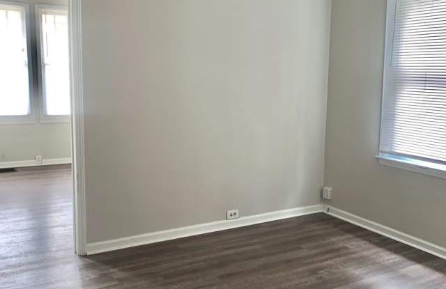 2402-501 Gallery 4