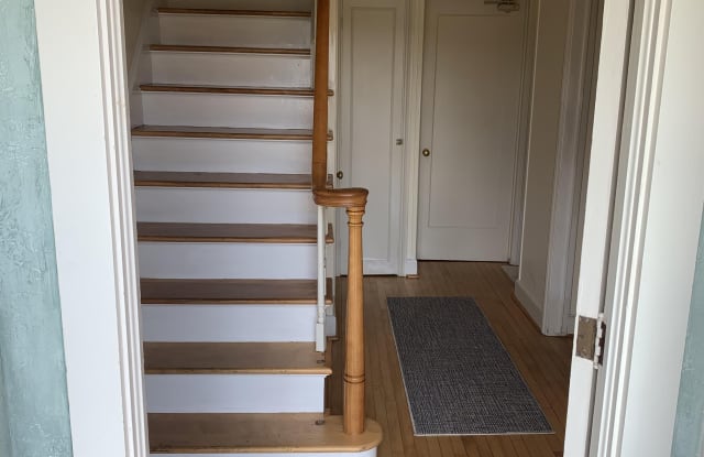 120 Sheldon Avenue - A Gallery 2