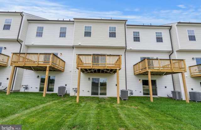 16628 GREEN GLADE DRIVE - 16628 Green Glade Drive, Brandywine, MD 20613