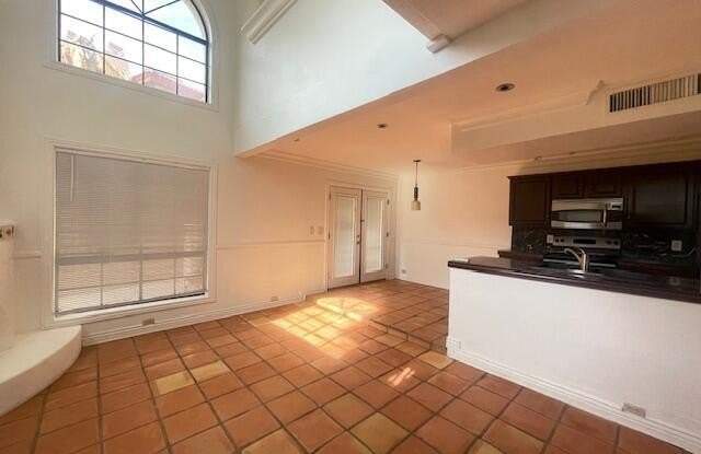 10216 N 12th Place - 10216 North 12th Place, Phoenix, AZ 85020