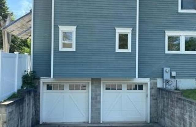 1588 BENNAVILLE Avenue Gallery 3